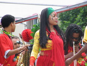 Les meilleurs photo du carnaval de Paris sur www.kamaniok.com