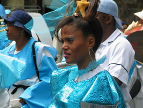 Les meilleurs photo du carnaval de Paris sur www.kamaniok.com