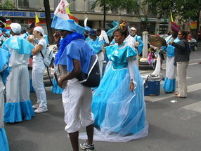 Les meilleurs photo du carnaval de Paris sur www.kamaniok.com