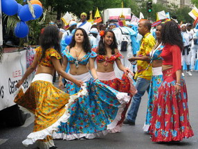 Les meilleurs photo du carnaval de Paris sur www.kamaniok.com