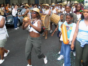 Les meilleurs photo du carnaval de Paris sur www.kamaniok.com
