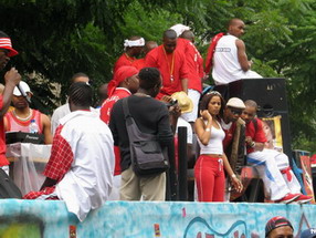 Les meilleurs photo du carnaval de Paris sur www.kamaniok.com