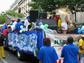 Les meilleurs photo du carnaval de Paris sur www.kamaniok.com