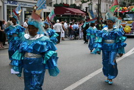 Les meilleurs photo du carnaval de Paris sur www.kamaniok.com