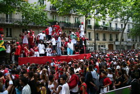 Les meilleurs photo du carnaval de Paris sur www.kamaniok.com