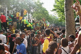 Les meilleurs photo du carnaval de Paris sur www.kamaniok.com