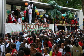 Les meilleurs photo du carnaval de Paris sur www.kamaniok.com