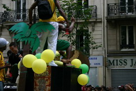 Les meilleurs photo du carnaval de Paris sur www.kamaniok.com