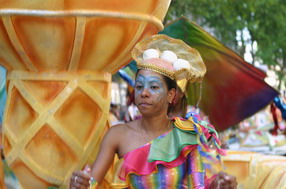 Les meilleurs photo du carnaval de Paris sur www.kamaniok.com