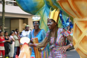 Les meilleurs photo du carnaval de Paris sur www.kamaniok.com