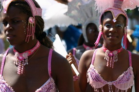 Les meilleurs photo du carnaval de Paris sur www.kamaniok.com