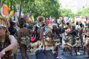 Les meilleurs photo du carnaval de Paris sur www.kamaniok.com