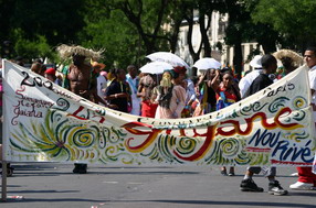 Les meilleurs photo du carnaval de Paris sur www.kamaniok.com
