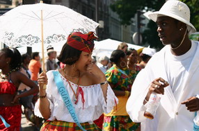Les meilleurs photo du carnaval de Paris sur www.kamaniok.com