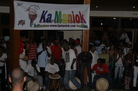 Kamaniok LEWOZ du Vendredi 9 mai 2008 sur www.kamaniok.com