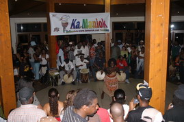 Kamaniok LEWOZ du Vendredi 9 mai 2008 sur www.kamaniok.com
