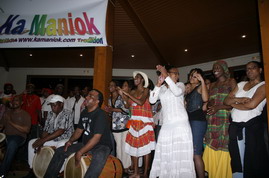 Kamaniok LEWOZ du Vendredi 9 mai 2008 sur www.kamaniok.com