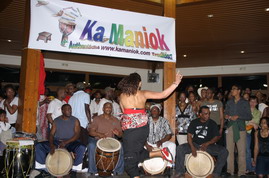 Kamaniok LEWOZ du Vendredi 9 mai 2008 sur www.kamaniok.com
