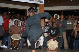 Kamaniok LEWOZ du Vendredi 9 mai 2008 sur www.kamaniok.com