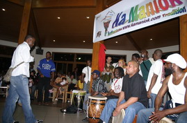 Kamaniok LEWOZ du Vendredi 9 mai 2008 sur www.kamaniok.com