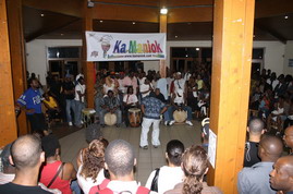 Kamaniok LEWOZ du Vendredi 9 mai 2008 sur www.kamaniok.com
