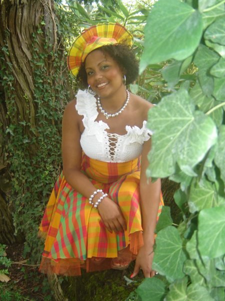 Costumes Croles pour preserver nos traditions sur www.kamaniok.com