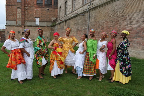 Costumes Croles pour preserver nos traditions sur www.kamaniok.com