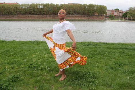 Costumes Croles pour preserver nos traditions sur www.kamaniok.com