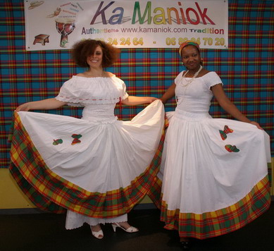 Costumes Croles pour preserver nos traditions sur www.kamaniok.com