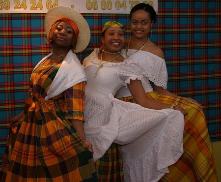 Costumes Cr�oles pour preserver nos traditions sur www.kamaniok.com
