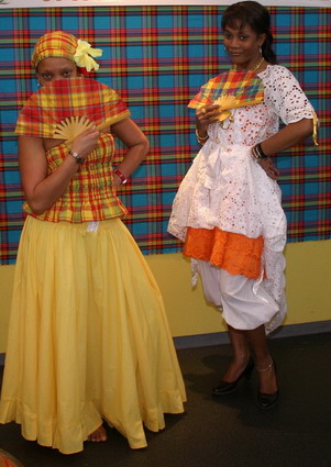 Costumes Croles pour preserver nos traditions sur www.kamaniok.com