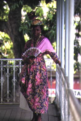 Costumes Croles pour preserver nos traditions sur www.kamaniok.com