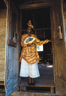 Costumes Croles pour preserver nos traditions sur www.kamaniok.com
