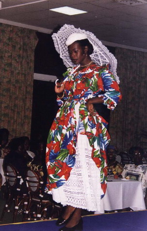 Costumes Croles pour preserver nos traditions sur www.kamaniok.com