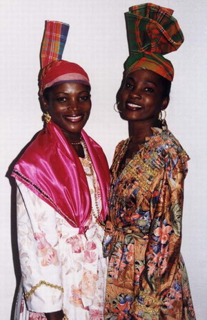 Costumes Croles pour preserver nos traditions sur www.kamaniok.com