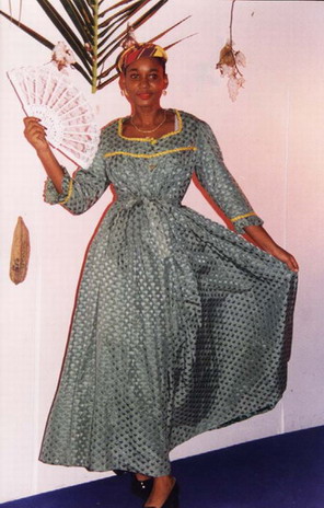 Costumes Croles pour preserver nos traditions sur www.kamaniok.com