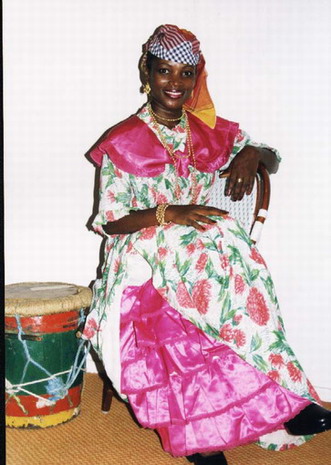 Costumes Croles pour preserver nos traditions sur www.kamaniok.com